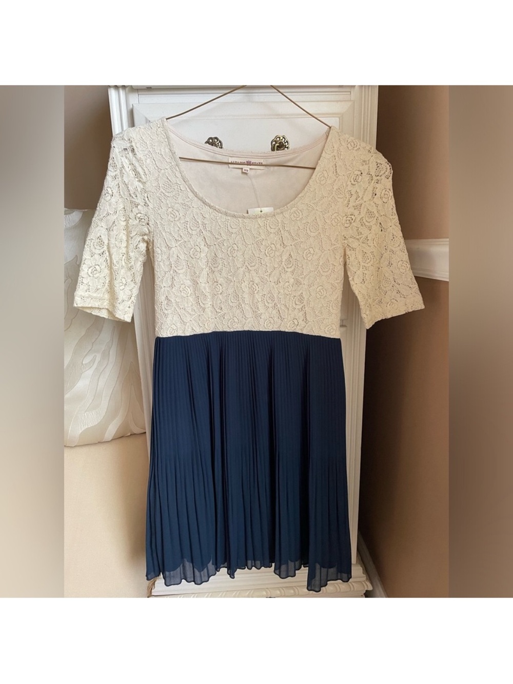 Altar’d State Ivory Lace and Navy Pleated Women's Dress